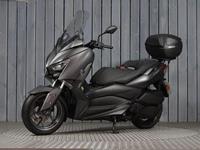 YAMAHA XMAX 300