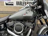 HARLEY-DAVIDSON SPORT GLIDE