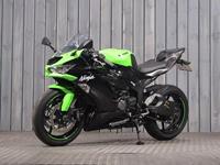 KAWASAKI ZX-6R