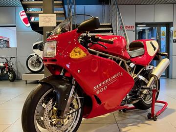 DUCATI 900 SUPERLIGHT