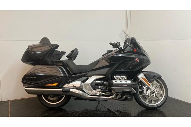 HONDA GL1200 GOLDWING