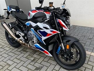 BMW M1000R 