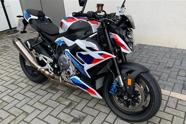 BMW M1000R