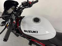 SUZUKI SV650