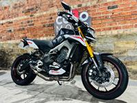 YAMAHA MT-09