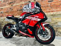 HONDA CBR1000RR FIREBLADE