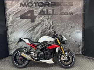 TRIUMPH SPEED TRIPLE 1050 R 