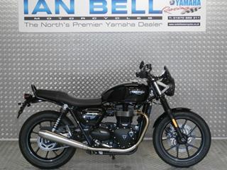 TRIUMPH STREET TWIN 