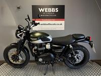 TRIUMPH STREET SCRAMBLER