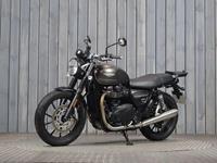 TRIUMPH SPEED TWIN 900