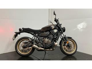 YAMAHA XSR700 