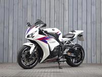 HONDA CBR1000RR FIREBLADE