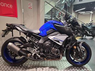 YAMAHA MT-10 