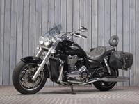 TRIUMPH THUNDERBIRD 1700