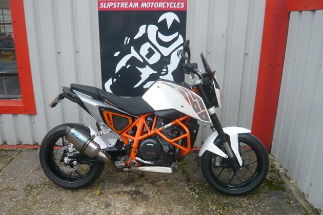 KTM 690 DUKE