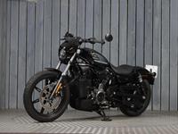 HARLEY-DAVIDSON NIGHTSTER 975