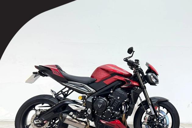 TRIUMPH STREET TRIPLE 765 RS