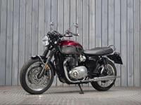 TRIUMPH BONNEVILLE T120