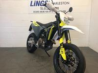 HUSQVARNA 701 SUPERMOTO