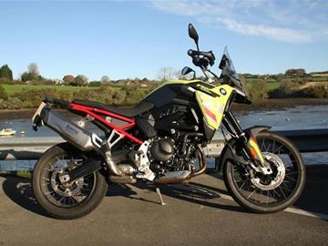 BMW F900GS