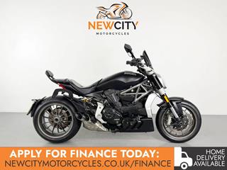 DUCATI DIAVEL V4 