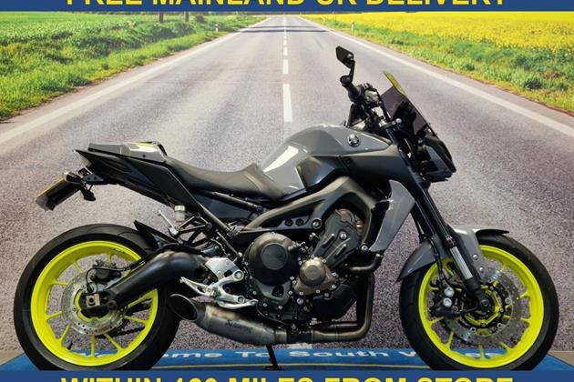 YAMAHA MT-09