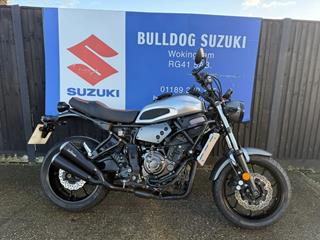 YAMAHA XSR700 