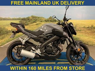 YAMAHA MT-125 