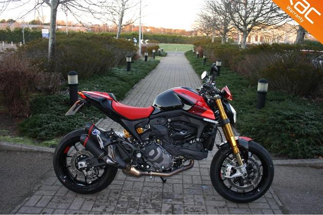 DUCATI MONSTER 937