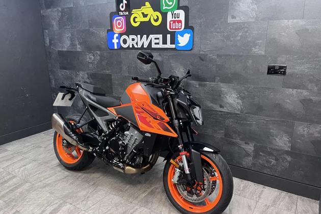 KTM 990 DUKE