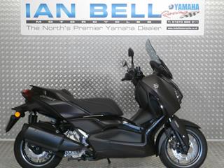 YAMAHA XMAX 300 