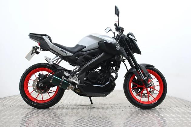 YAMAHA MT-125