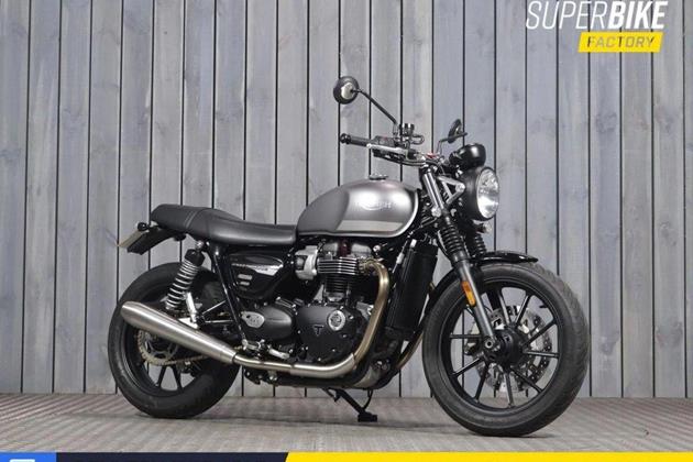 TRIUMPH SPEED TWIN 900