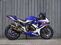 SUZUKI GSX-R750