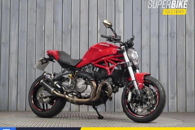 DUCATI MONSTER 821