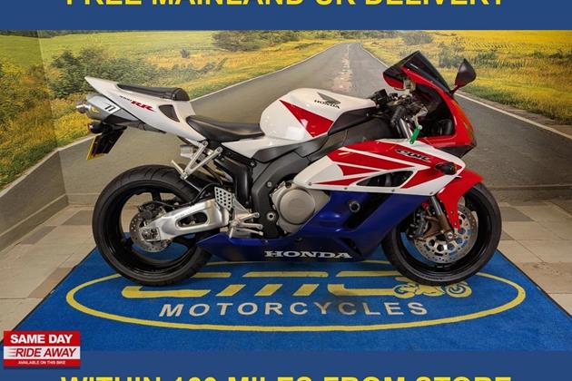 HONDA CBR1000RR FIREBLADE