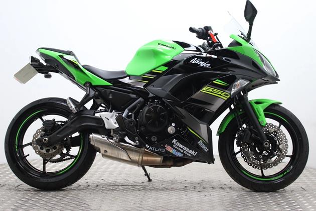 KAWASAKI NINJA 650