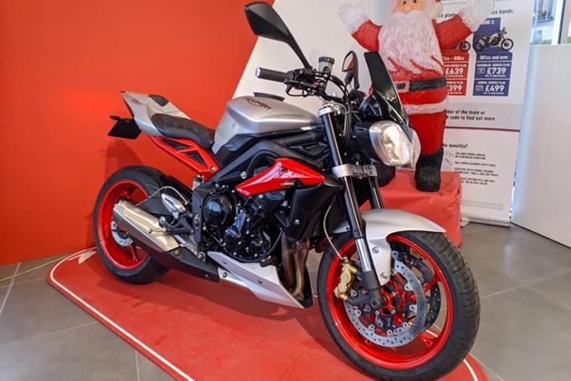 TRIUMPH STREET TRIPLE R