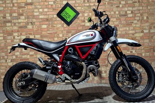 DUCATI SCRAMBLER 800