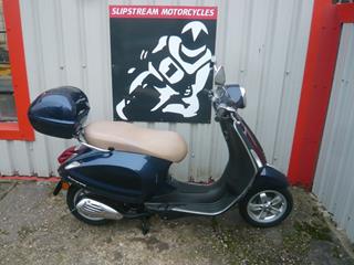 PIAGGIO VESPA PRIMAVERA 50 