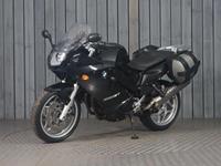 BMW F800ST