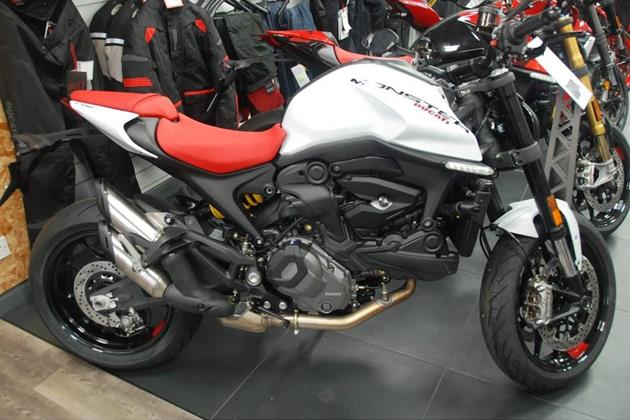 DUCATI MONSTER 937