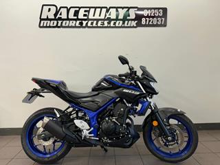 YAMAHA MT-03 