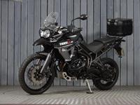 TRIUMPH TIGER 800