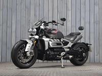 TRIUMPH ROCKET III