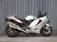 SUZUKI GSX1300R HAYABUSA