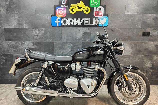 TRIUMPH BONNEVILLE T120