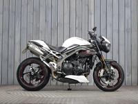 TRIUMPH SPEED TRIPLE 1050