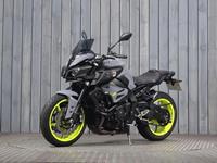 YAMAHA MT-10