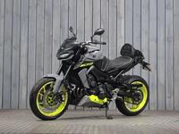 YAMAHA MT-09